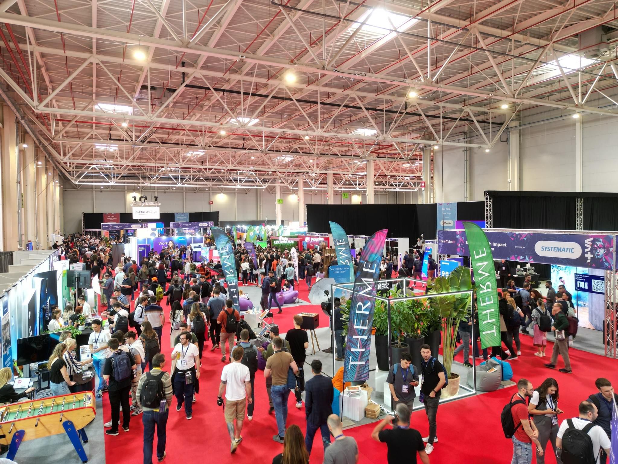 eMAG este Partener Principal al DevTalks Romania 2025, cea mai mare conferință tech din România si CEE 4-5 iunie, Romexpo, B1
